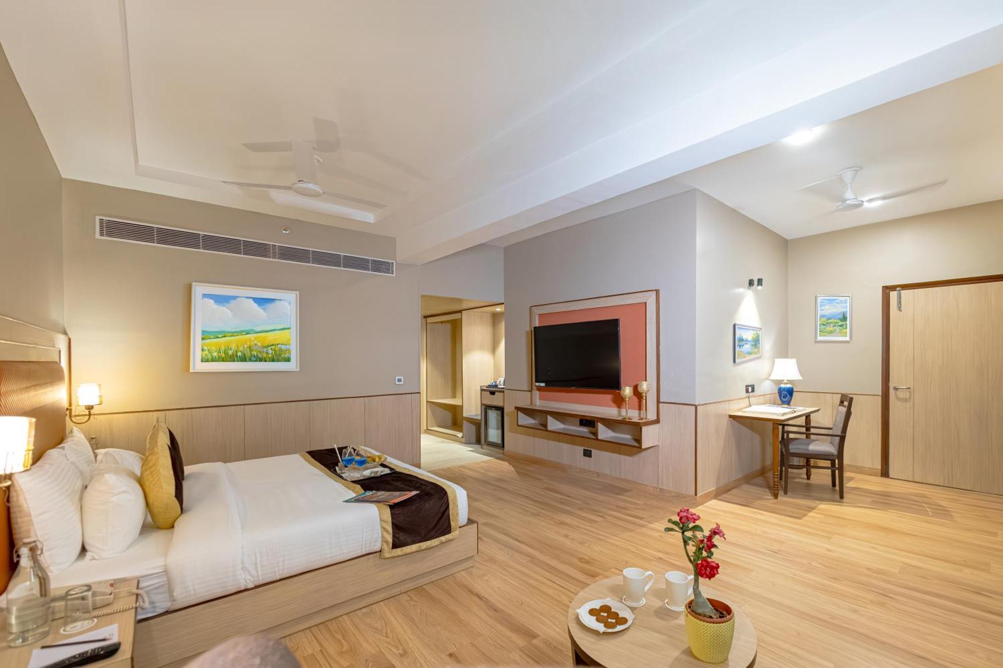 The Lalita Grand Mathura- Vrindavan Ngoại thất bức ảnh